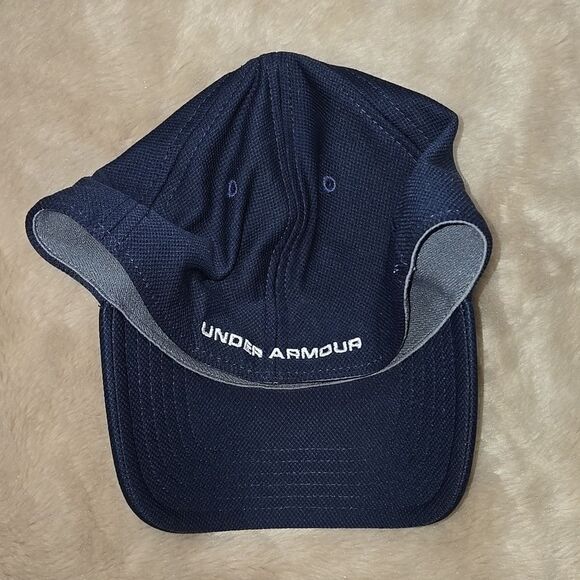 UNDER ARMOUR MIDNIGHT NAVY BLITZING HAT, SIZE L/XL - Picture 5 of 10